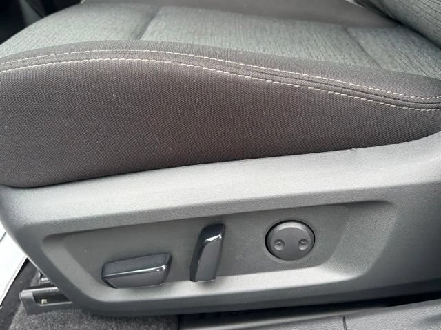 Certified 2023 Nissan Rogue SV AWD/4WD image 16