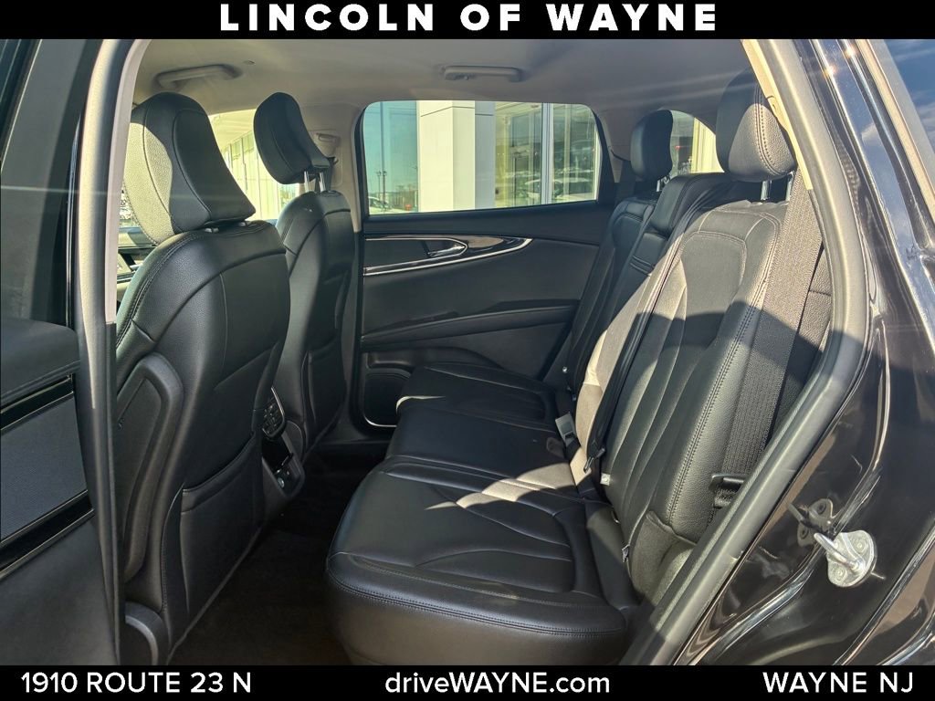 Certified 2023 Lincoln Nautilus AWD w/ Premium Package image 22