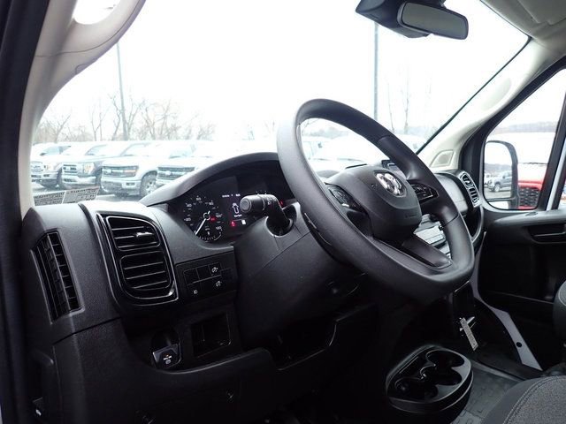 Used 2023 RAM ProMaster 2500 image 17
