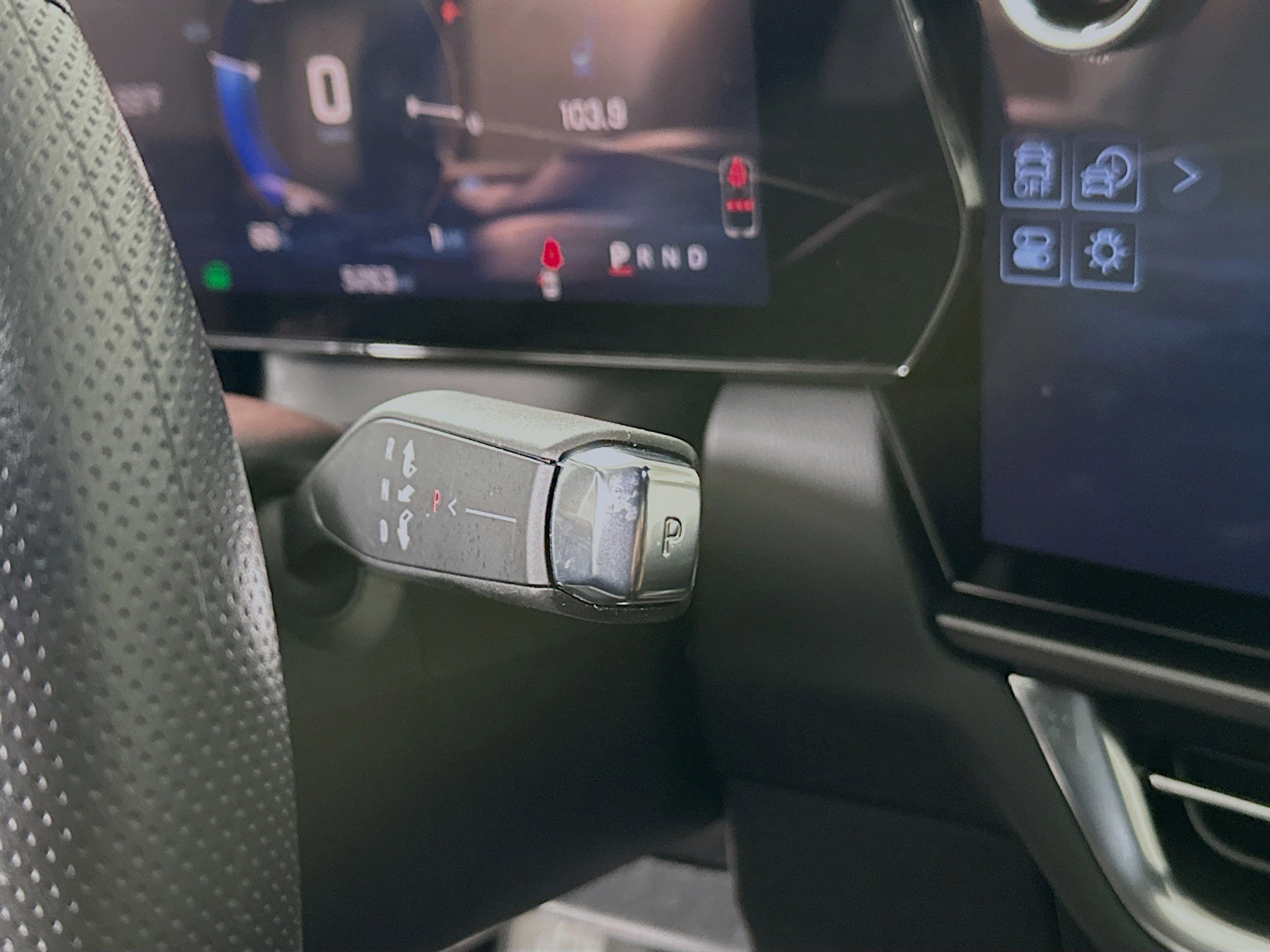 Used 2025 Chevrolet Equinox EV LT FWD image 20