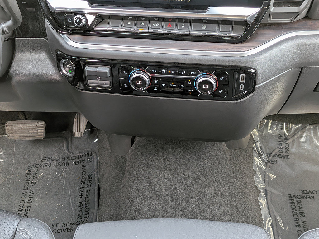 Certified 2025 GMC Sierra 1500 SLT RWD image 18