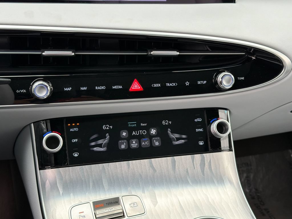 New 2026 Genesis Electrified GV70 AWD/4WD image 21