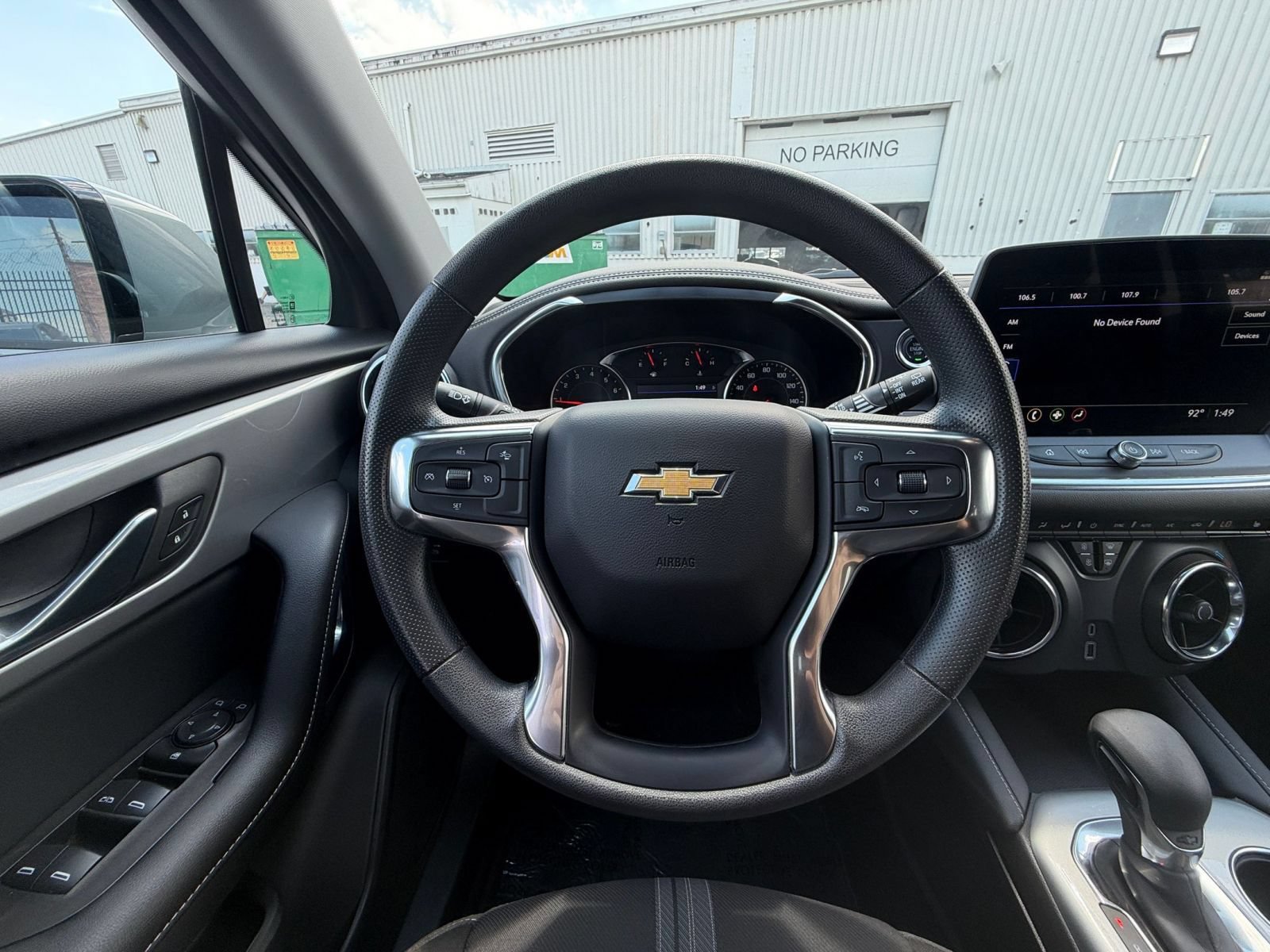 Used 2025 Chevrolet Blazer LT FWD image 31