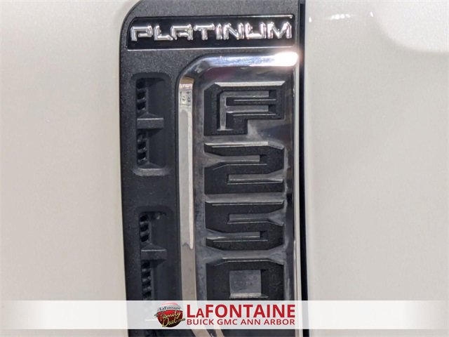 Used 2023 Ford F250 Platinum w/ FX4 Off-Road Package image 10