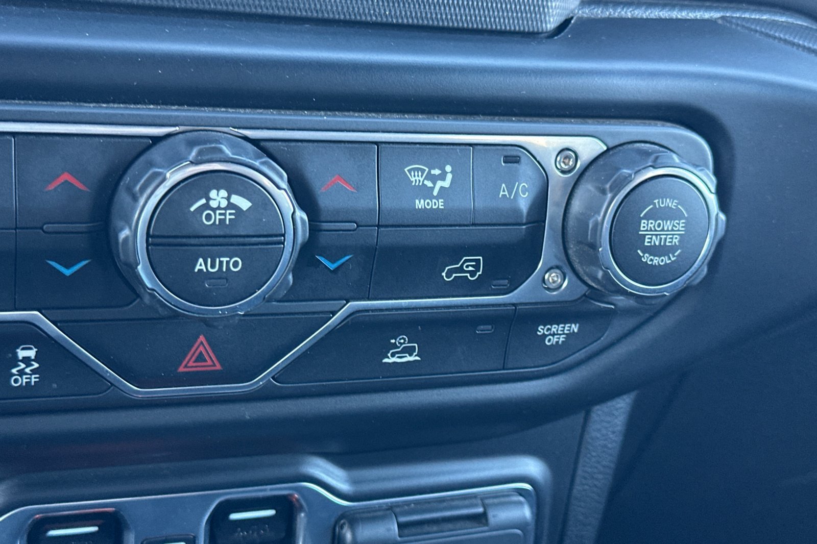 Used 2021 Jeep Wrangler Unlimited Sport AWD/4WD image 29