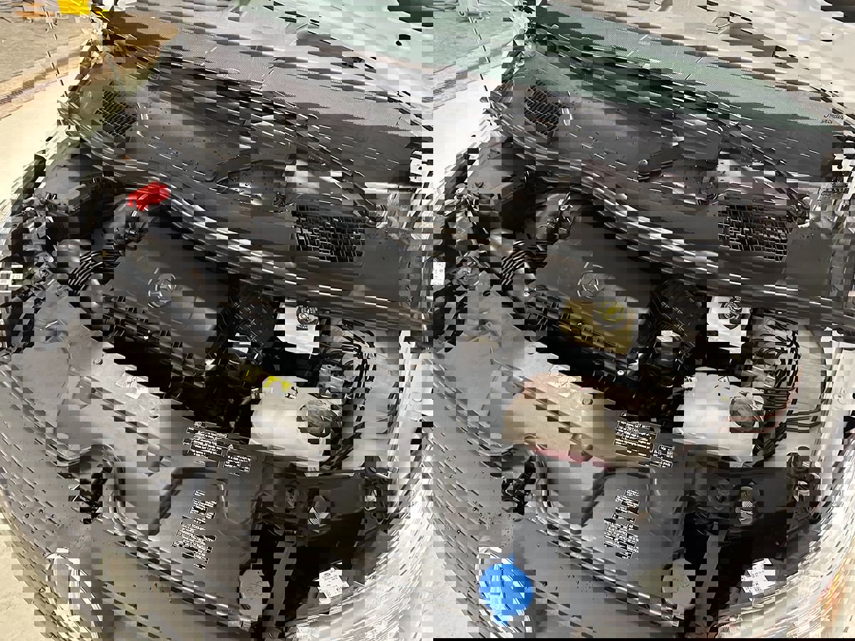 Used 2022 Mercedes-Benz Metris image 4