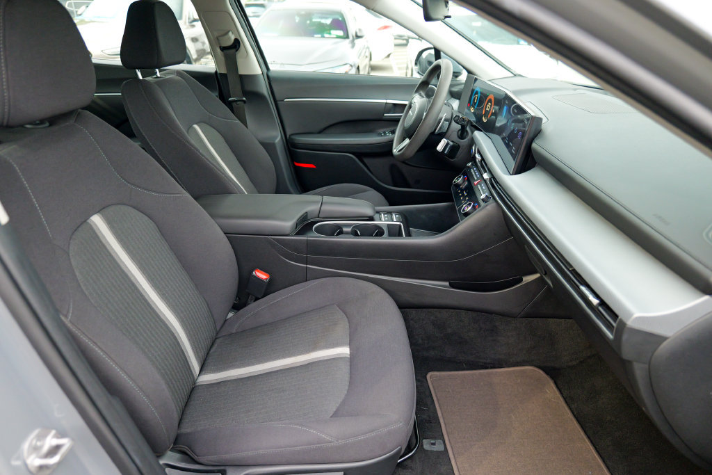 Used 2024 Hyundai Sonata SEL FWD image 33