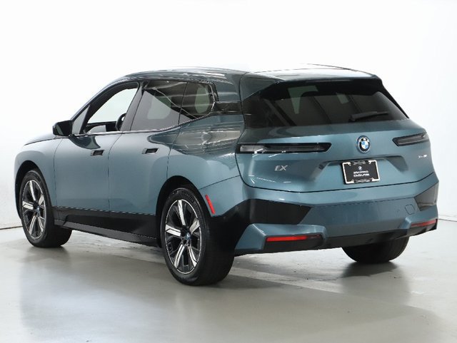 Used 2024 BMW iX xDrive50 w/ Premium Package AWD/4WD image 41
