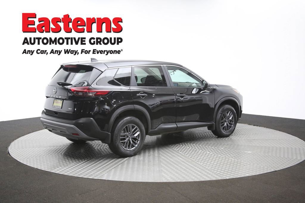 Used 2023 Nissan Rogue S AWD/4WD image 42