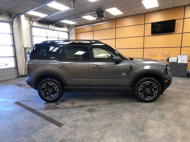 New 2025 Ford Bronco Sport Outer Banks w/ Outer Banks Tech Package+ AWD/4WD image 8