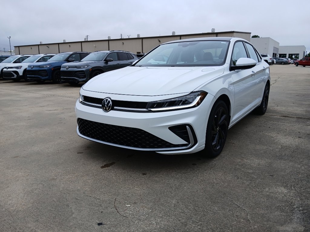 New 2026 Volkswagen Jetta SE
