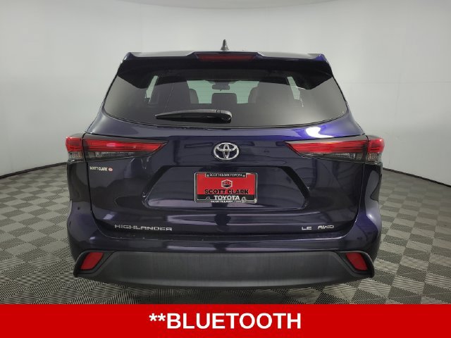 Used 2022 Toyota Highlander LE AWD/4WD image 7
