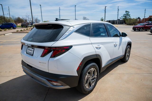 New 2026 Hyundai Tucson Blue SE image 5