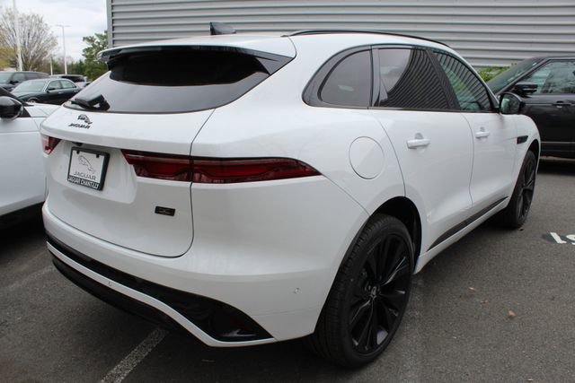 New 2026 Jaguar F-PACE R-Dynamic S image 2