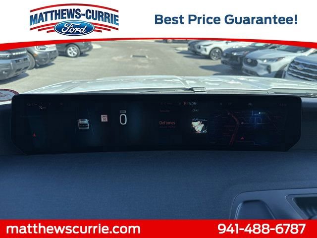 New 2025 Ford Expedition Active image 18