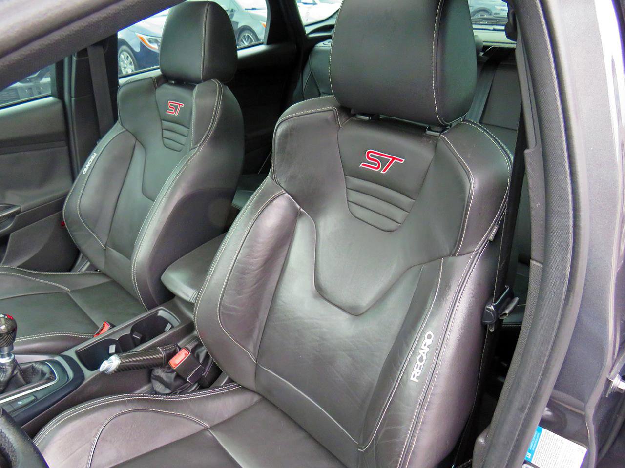 Used 2018 Ford Focus ST w/ Equipment Group 402A image 36