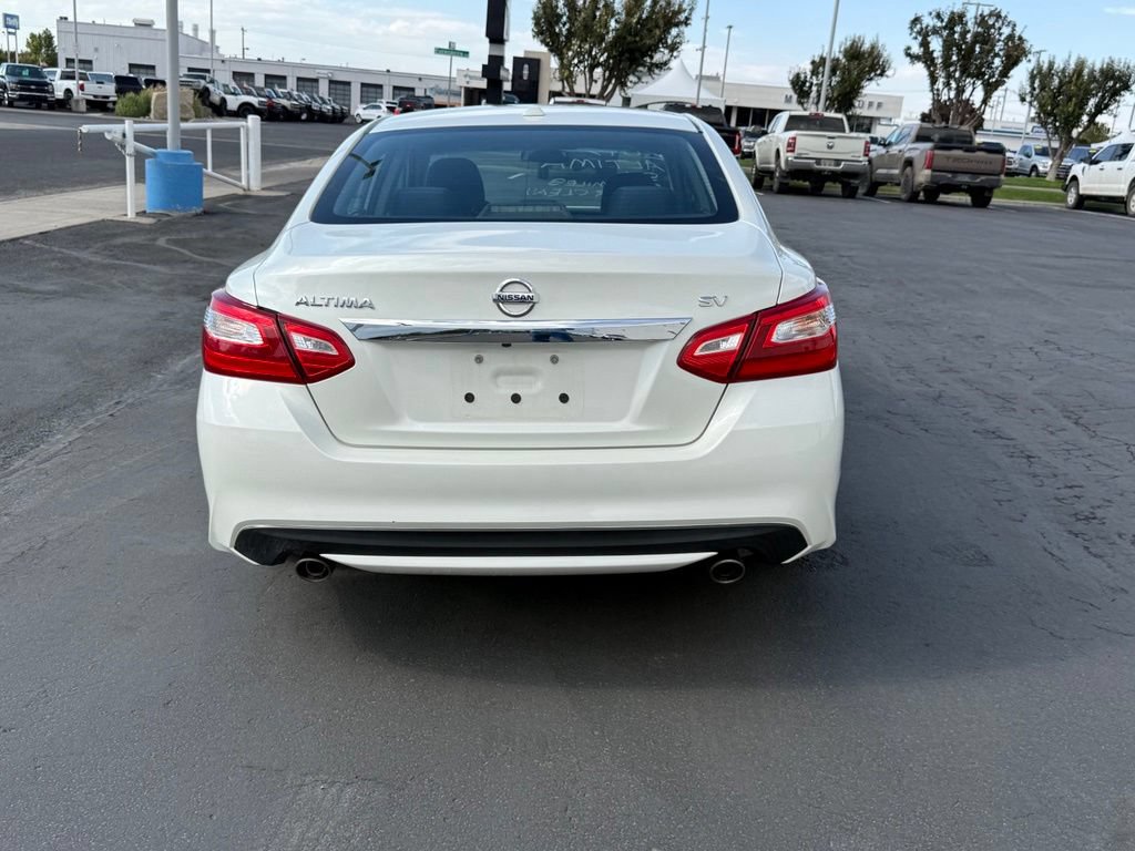 Used 2017 Nissan Altima 2.5 SV FWD image 4