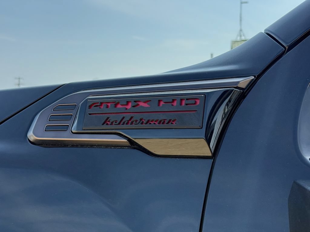 Used 2024 GMC Sierra 2500 AT4X AWD/4WD image 46