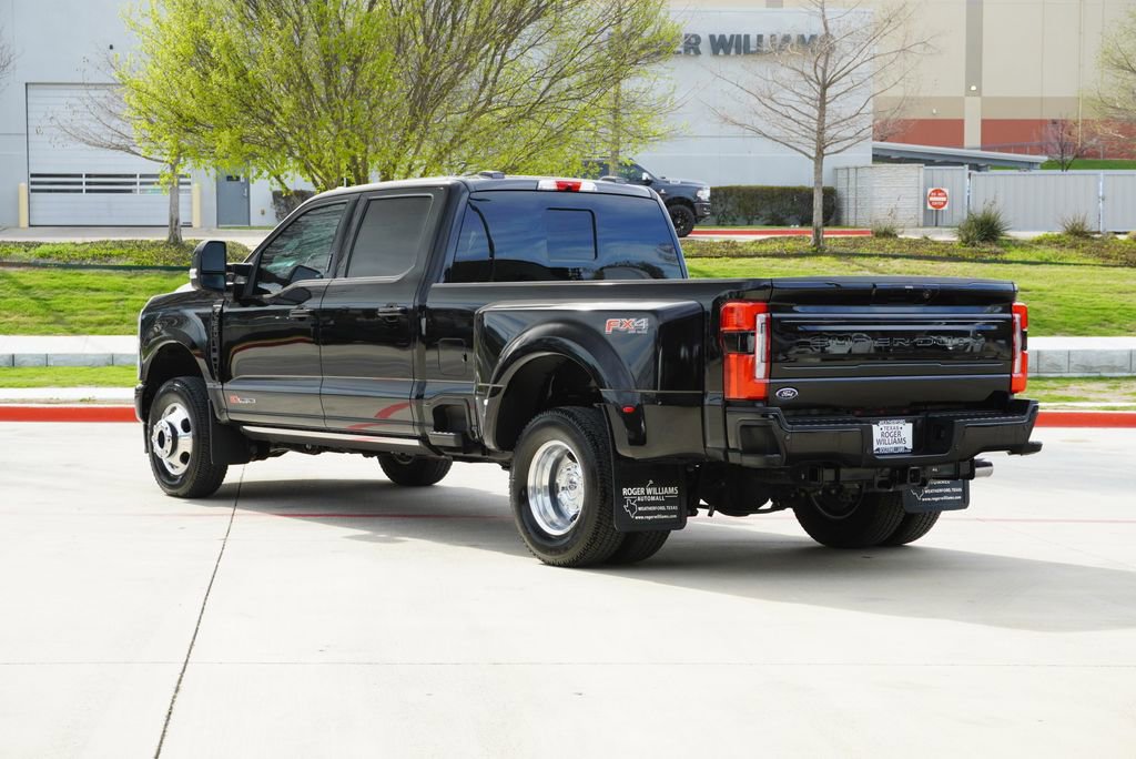 Used 2026 Ford F350 Platinum image 3