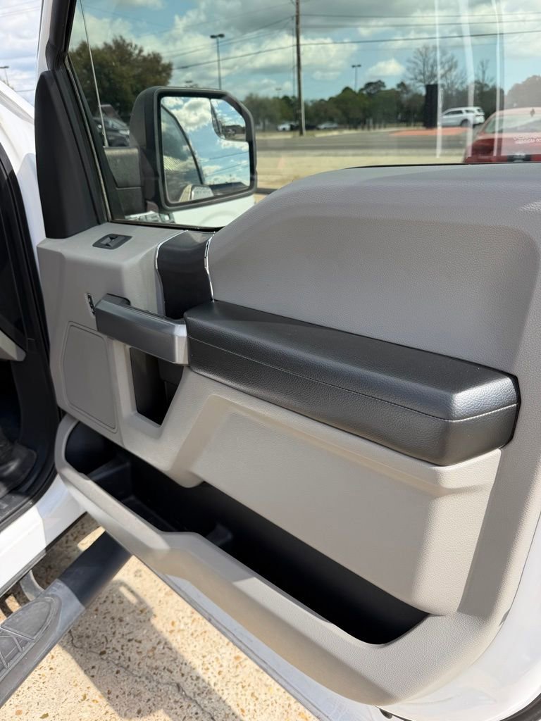 Used 2018 Ford F150 XLT w/ Trailer Tow Package image 20