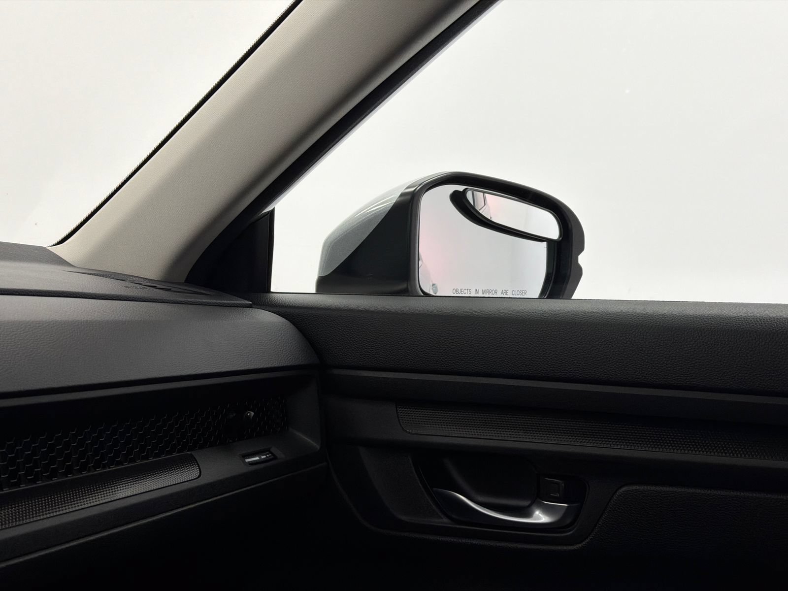 Used 2026 Honda CR-V LX image 31