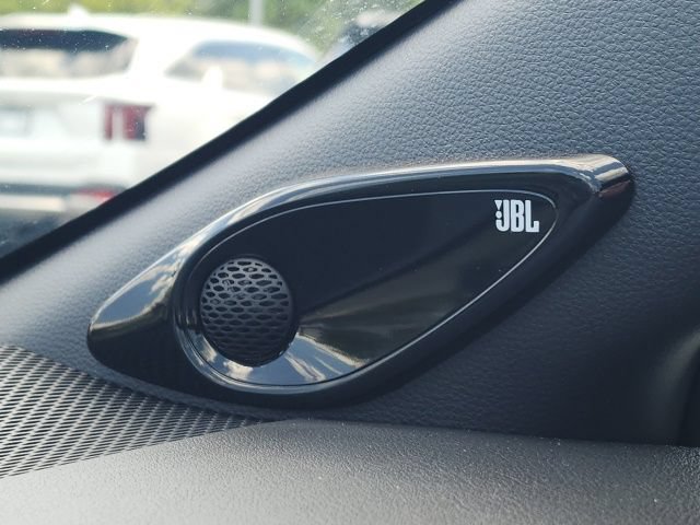 Used 2025 Toyota Corolla XSE FWD image 33