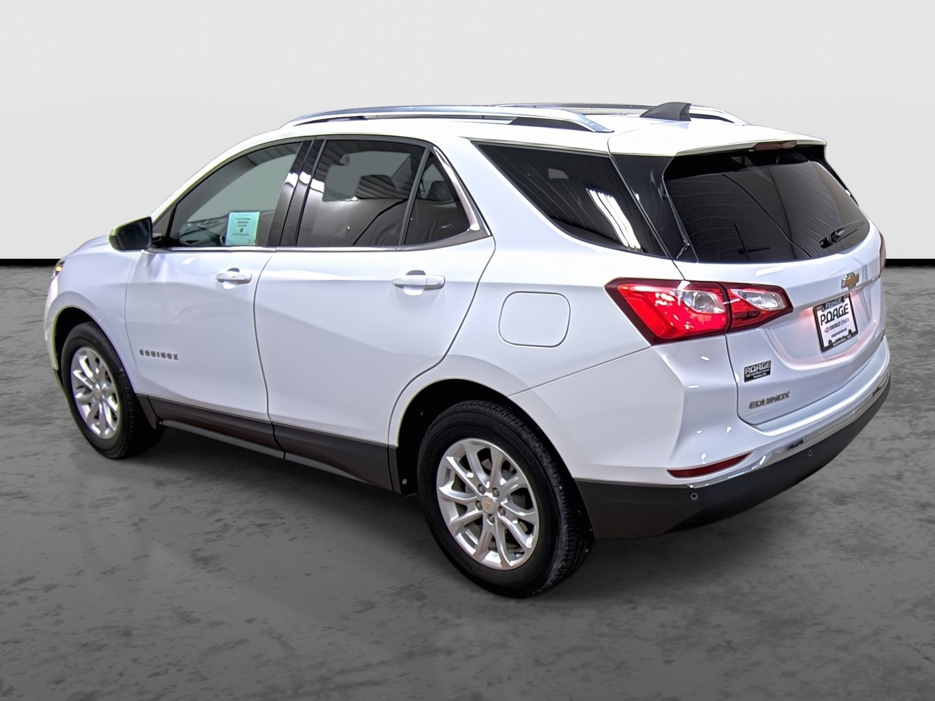 Used 2020 Chevrolet Equinox LT image 2