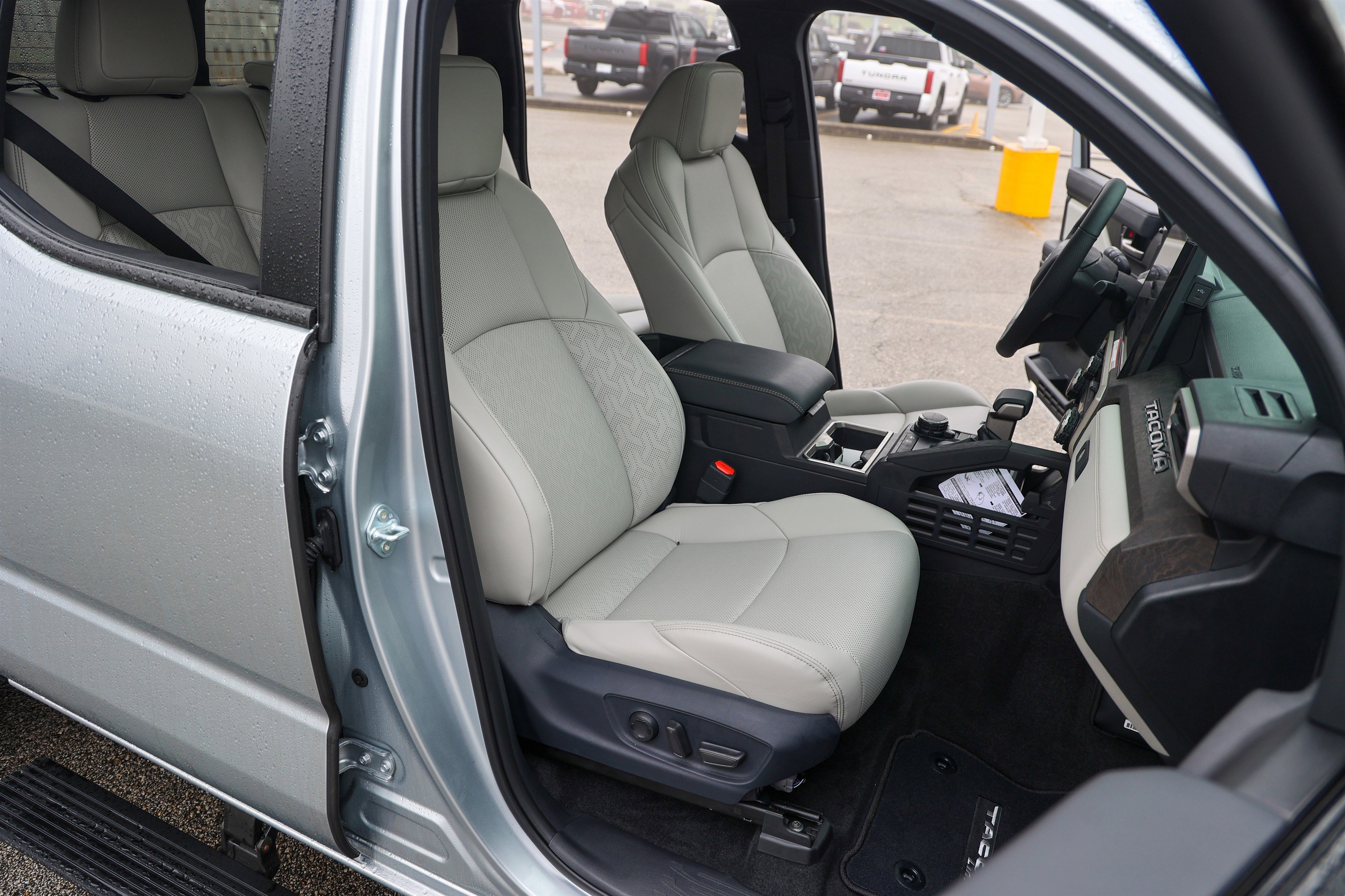 Certified 2026 Toyota Tacoma Limited AWD/4WD image 50