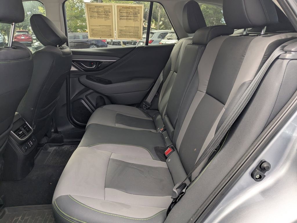 Used 2025 Subaru Outback Onyx Edition XT w/ Popular Package #2 image 23