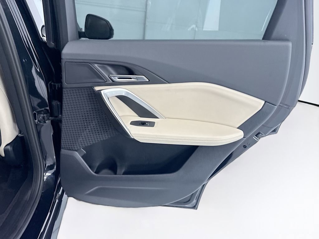 Certified 2025 BMW X1 xDrive28i w/ Technology Package image 25