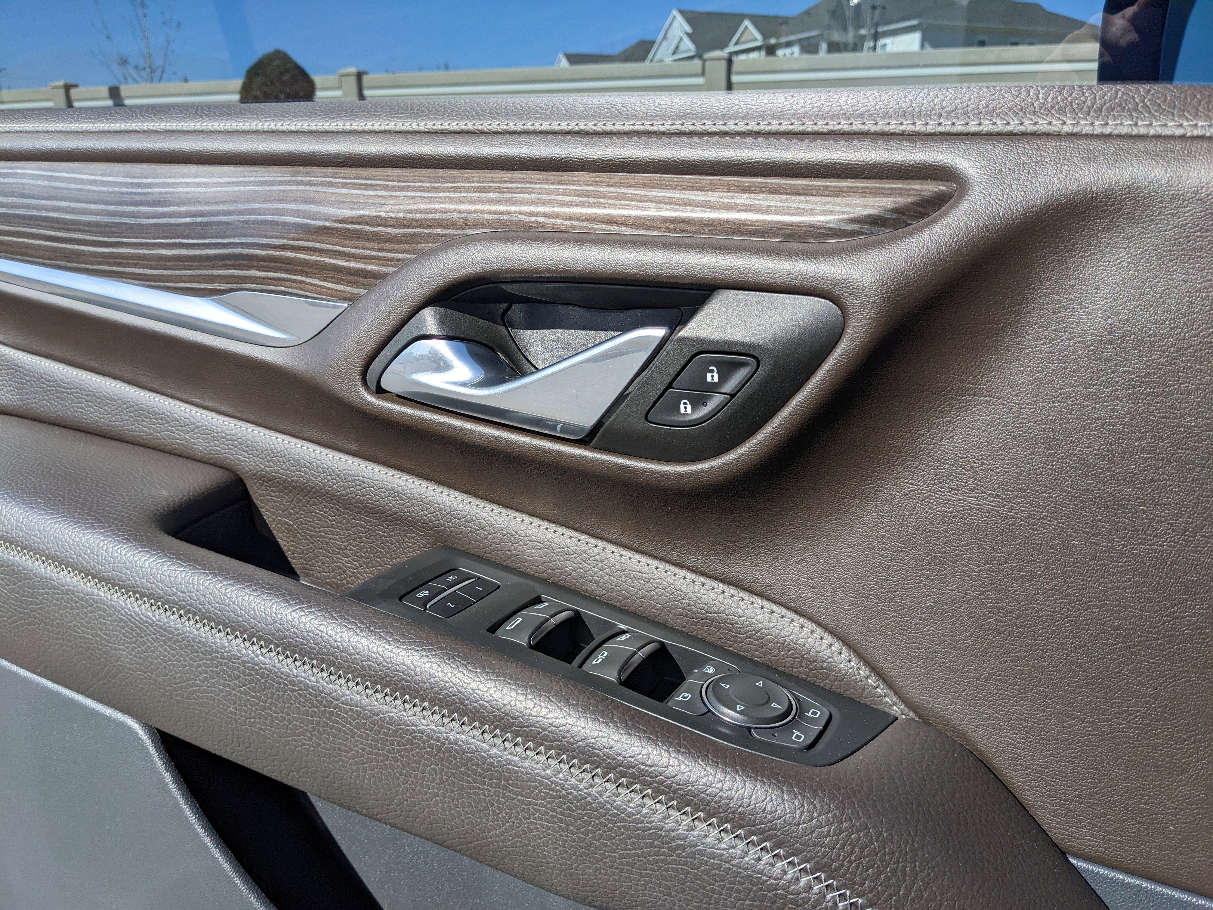 Used 2022 GMC Yukon XL Denali image 24