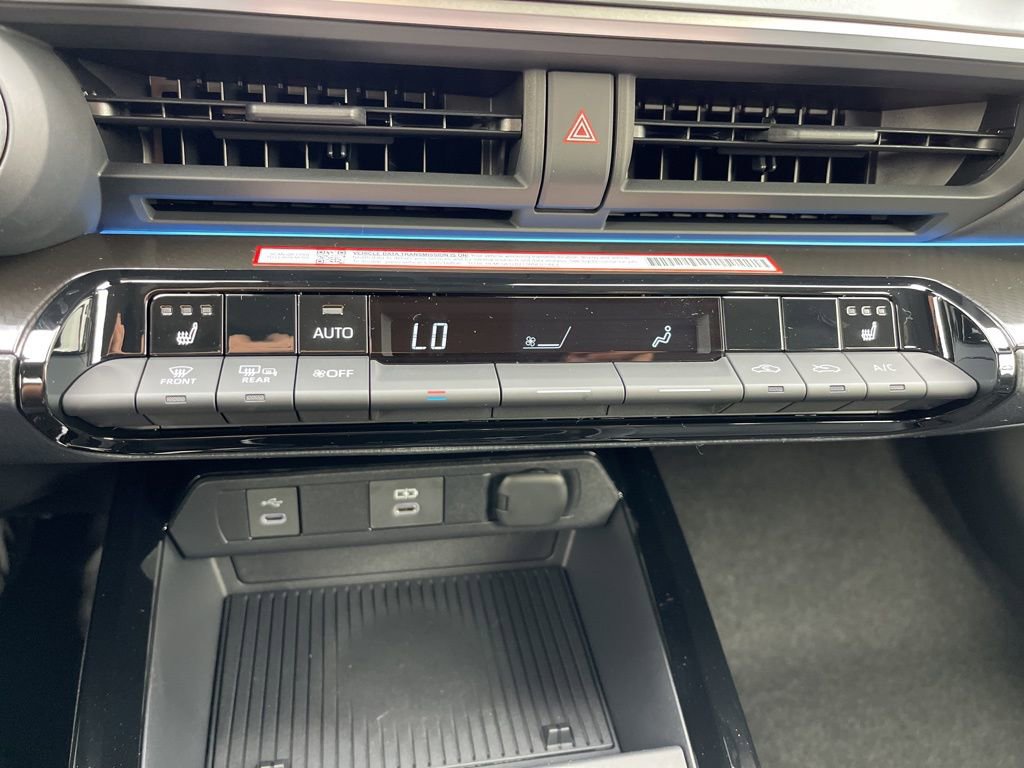 New 2026 Toyota Prius Plug-In Hybrid image 12