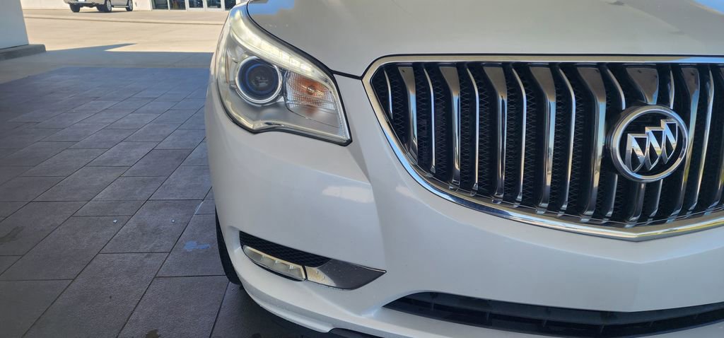 Used 2016 Buick Enclave Premium w/ Experience Buick Package FWD image 4