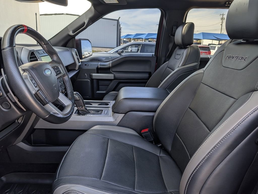 Used 2018 Ford F150 Raptor w/ Equipment Group 802A Luxury image 30