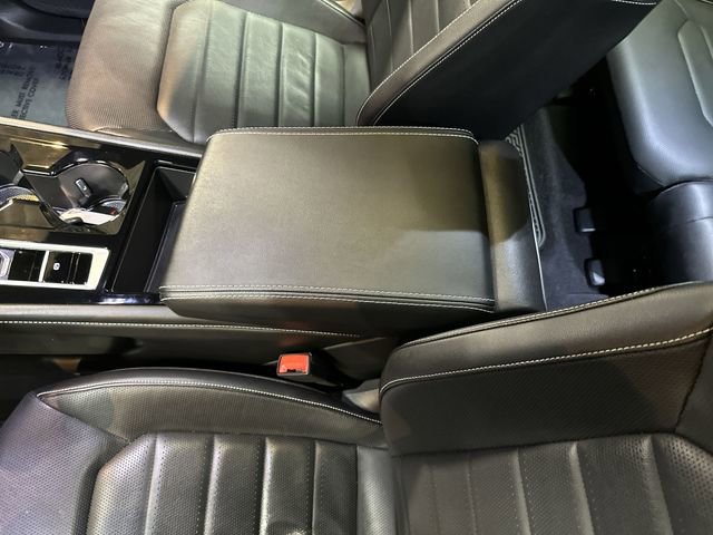 Used 2024 Volkswagen Atlas Cross Sport SEL R-Line image 25