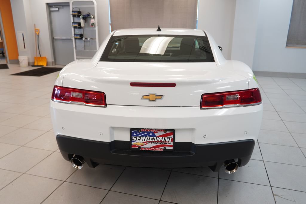 Used 2015 Chevrolet Camaro LT w/ 1LT Preferred Package image 9