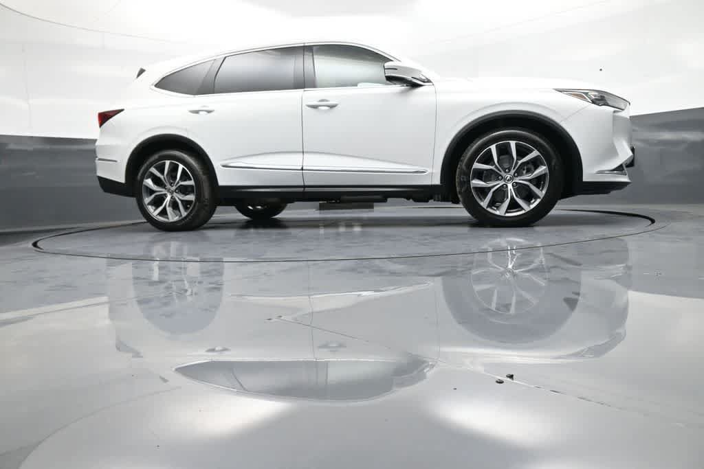 Certified 2024 Acura MDX w/ Technology Package AWD/4WD image 31