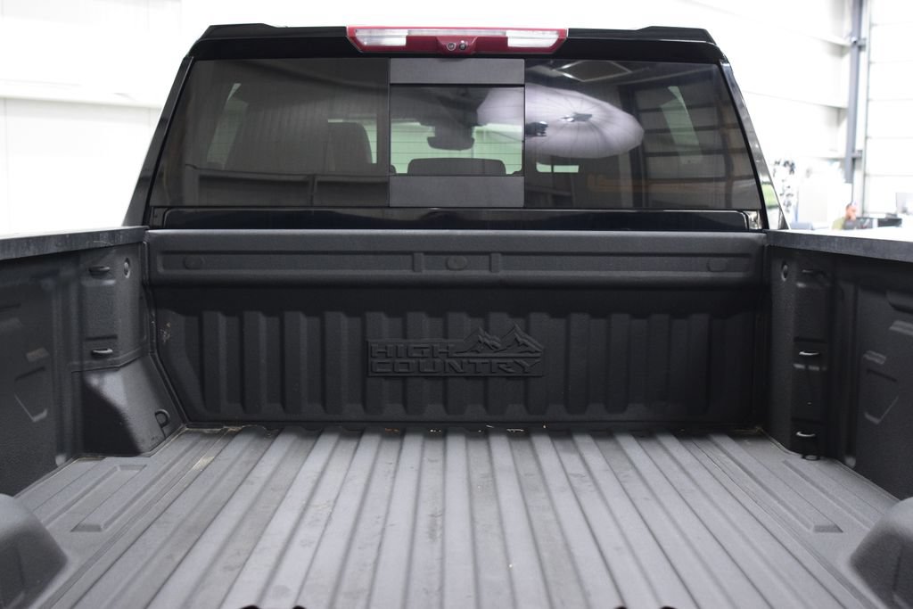 Used 2024 Chevrolet Silverado 3500 High Country w/ High Country Premium Package AWD/4WD image 24