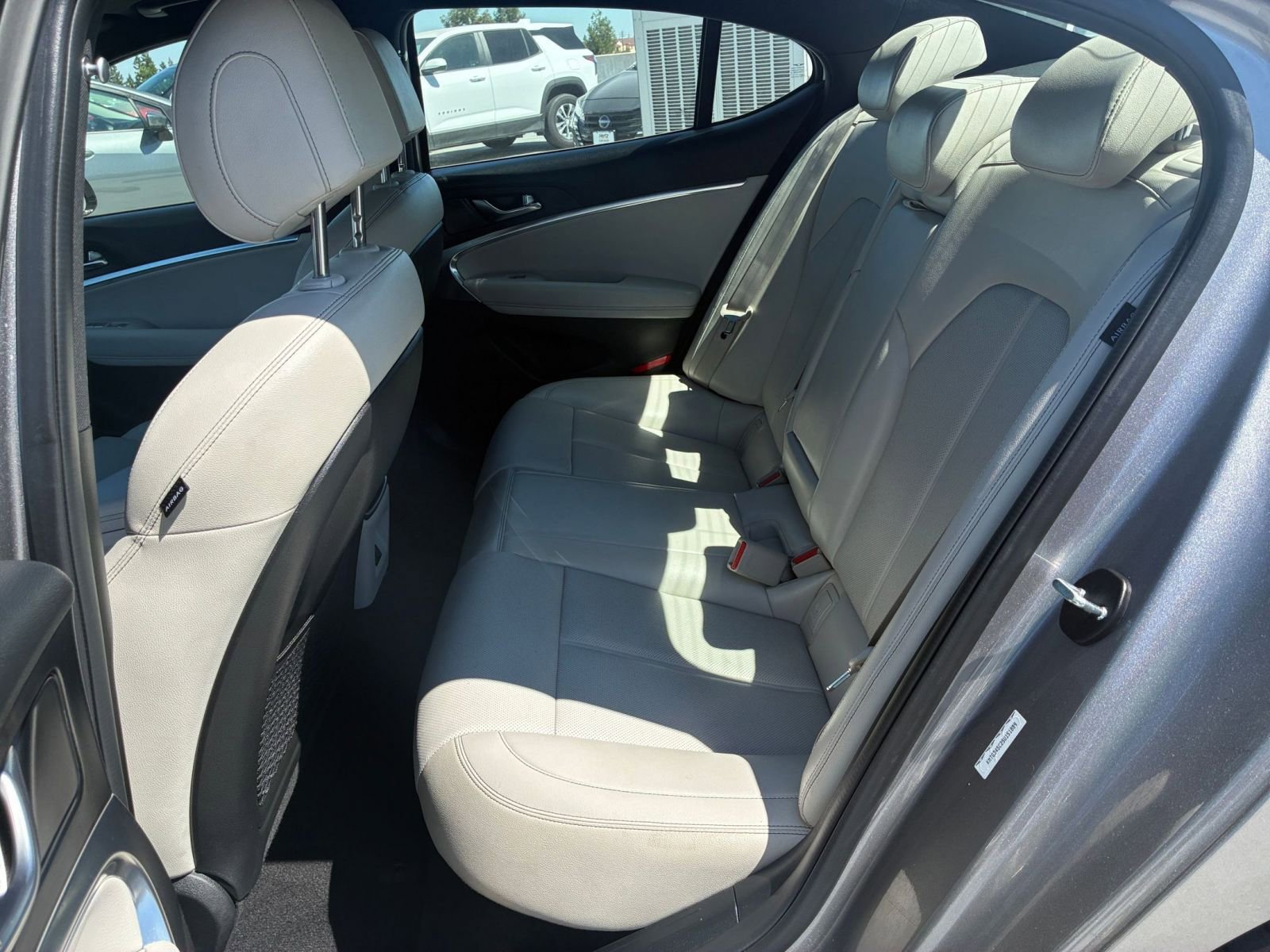 Used 2025 Genesis G70 2.5T AWD/4WD image 27