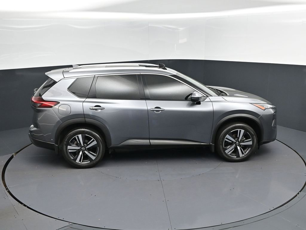 Used 2024 Nissan Rogue SL w/ SL Premium Package image 36