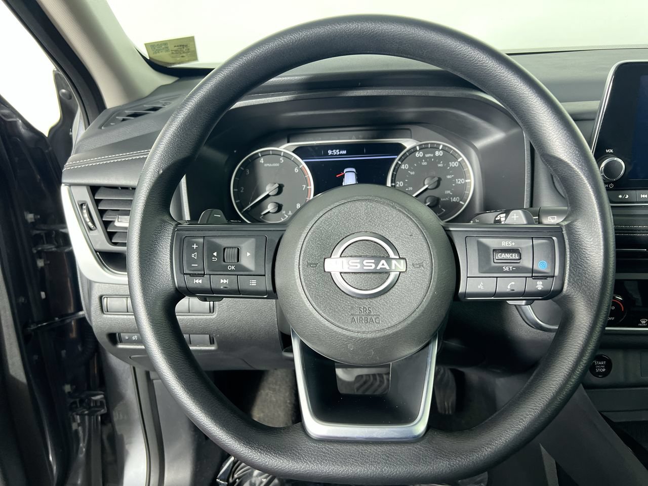 Used 2024 Nissan Rogue SV FWD image 15