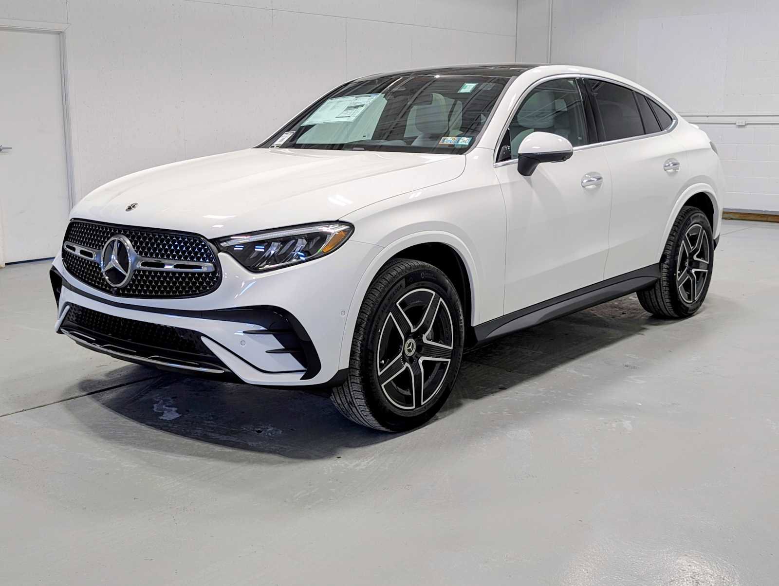 New 2026 Mercedes-Benz GLC 300 4MATIC image 1