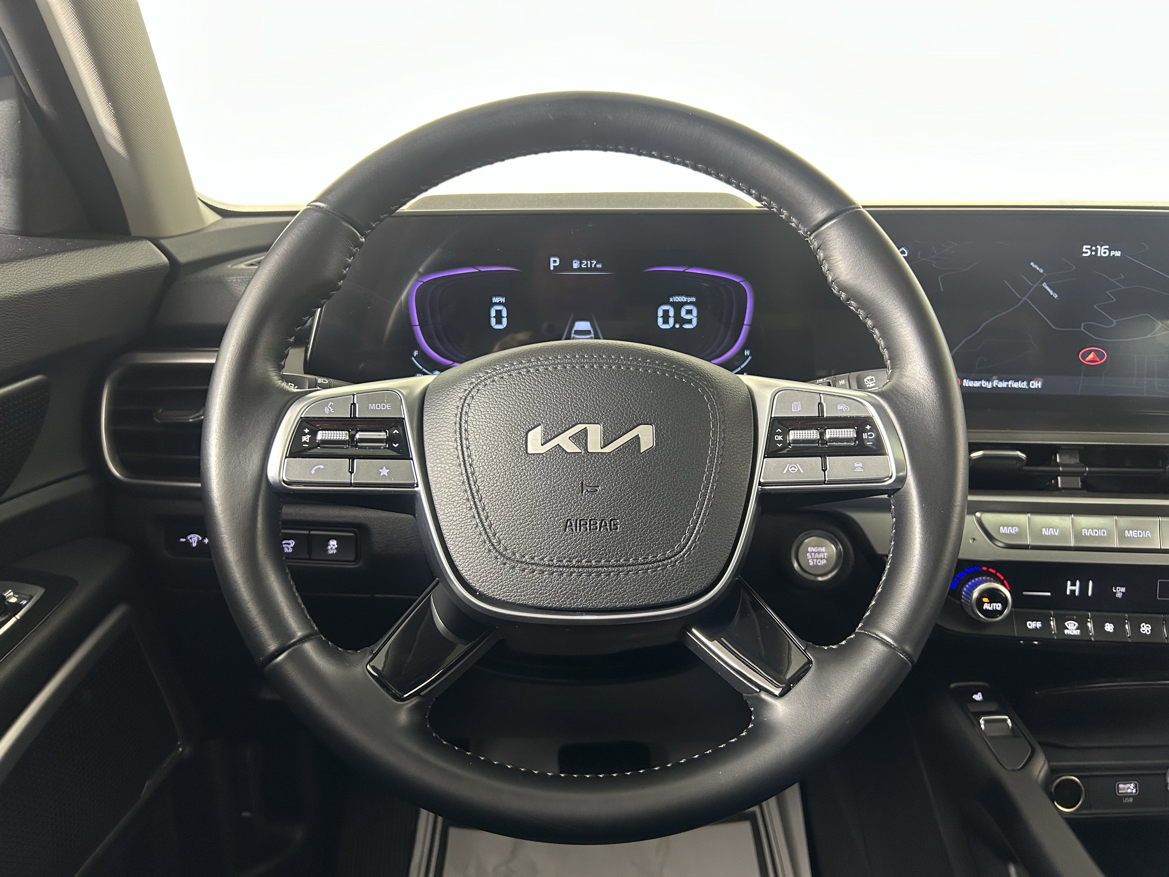 Certified 2025 Kia Telluride S image 25