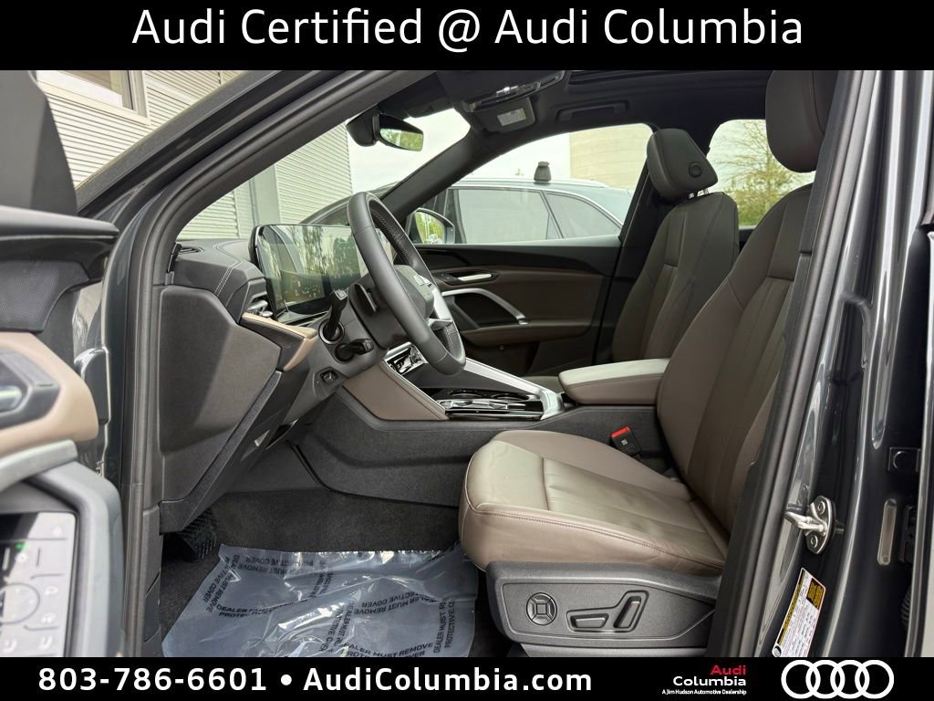 Used 2025 Audi Q5 Premium w/ Convenience Package image 23