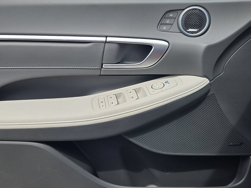New 2026 Hyundai Sonata Limited FWD image 13