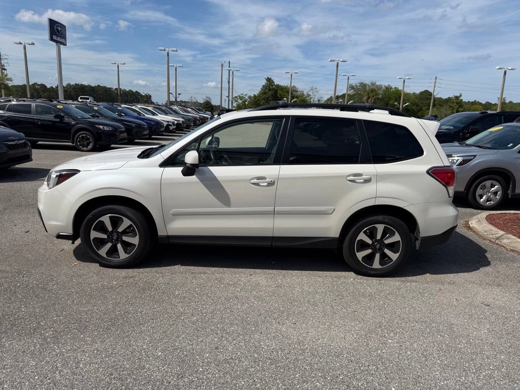 Used 2018 Subaru Forester 2.5i Premium AWD/4WD image 11