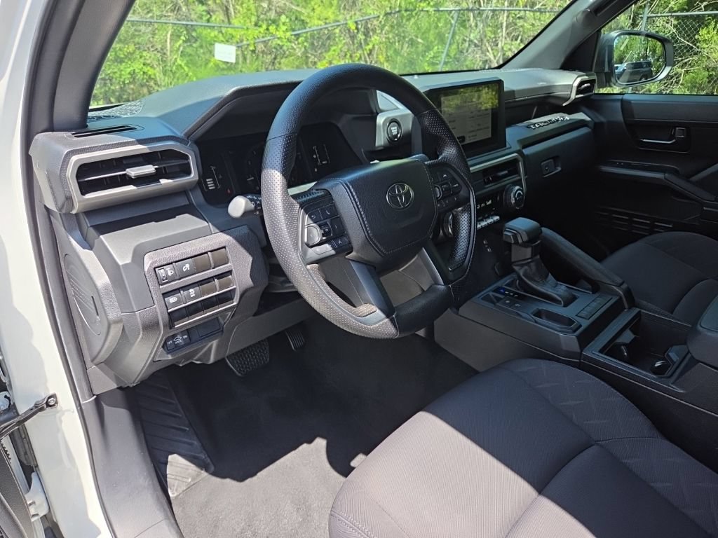 Used 2025 Toyota Tacoma SR RWD image 17