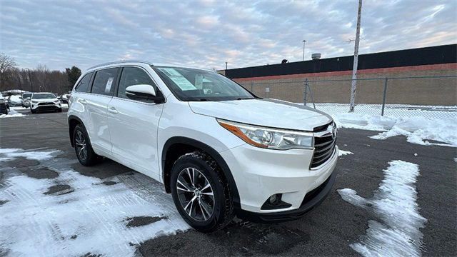 Used 2016 Toyota Highlander XLE image 7