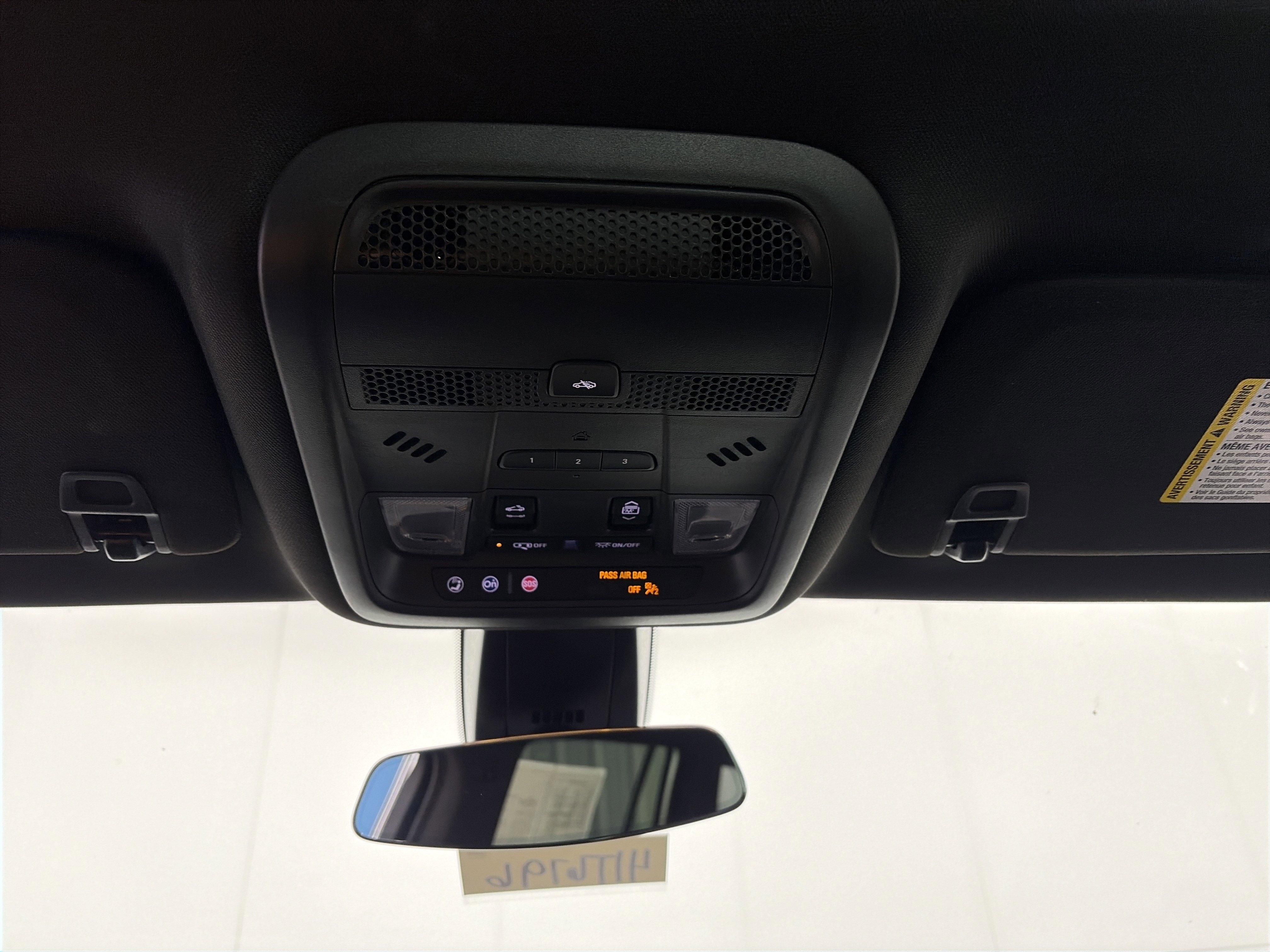 Certified 2025 Cadillac XT6 Premium Luxury image 32