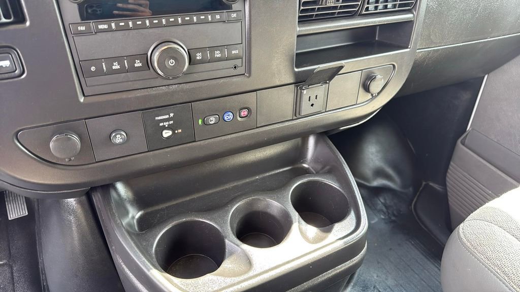 Used 2023 Chevrolet Express 3500 LS image 7